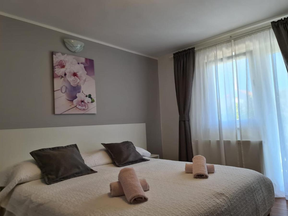 Apartments Juric Brodarica  Exterior photo