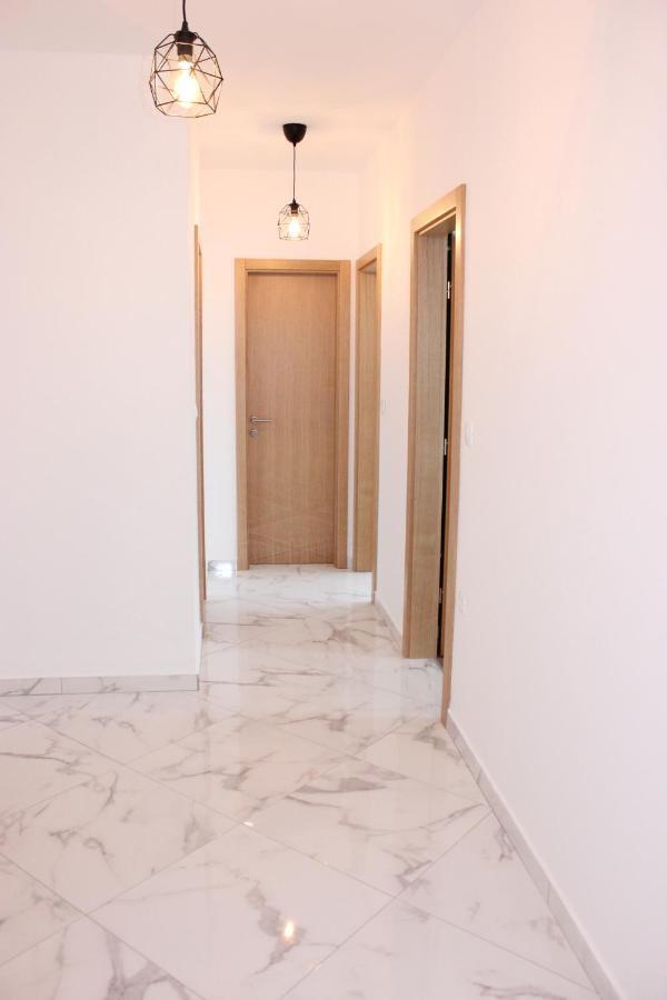 Apartments Juric Brodarica  Exterior photo